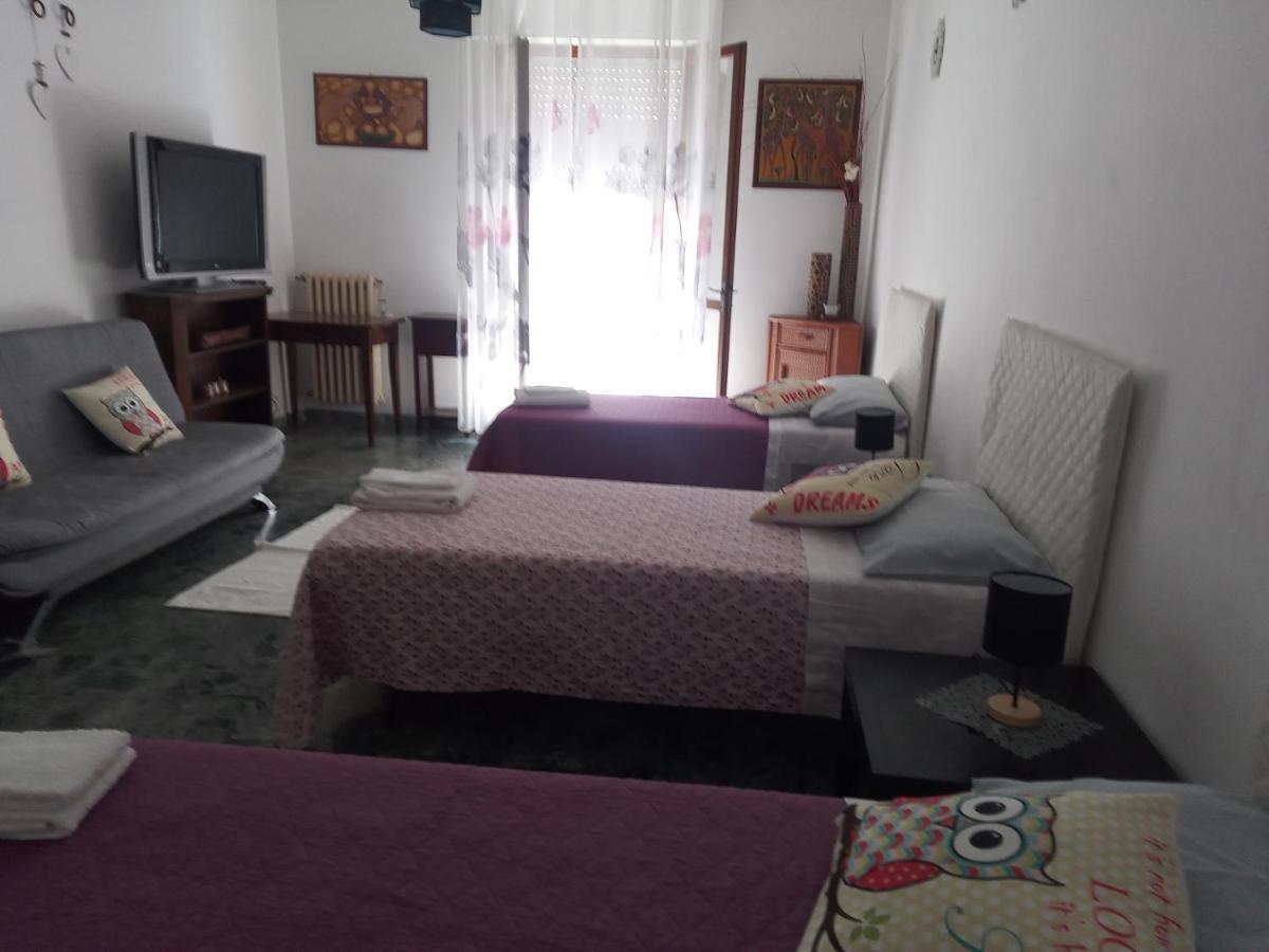 Shanel Apartment Серавеца Екстериор снимка